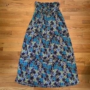 Torrid size 1 strapless maxi dress